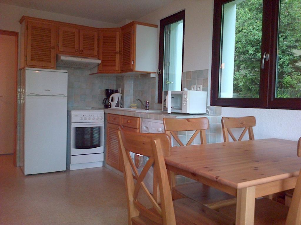 Appartements Le Clos Des Gentianes Allevard Kamer foto
